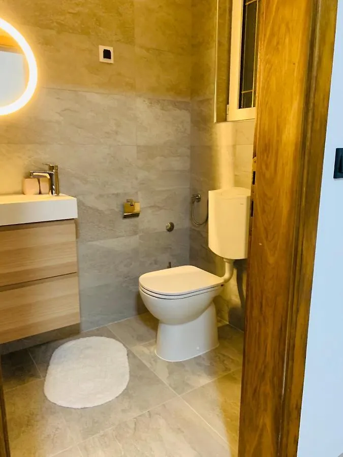 Apartments L&L&L Ртина Хорватия