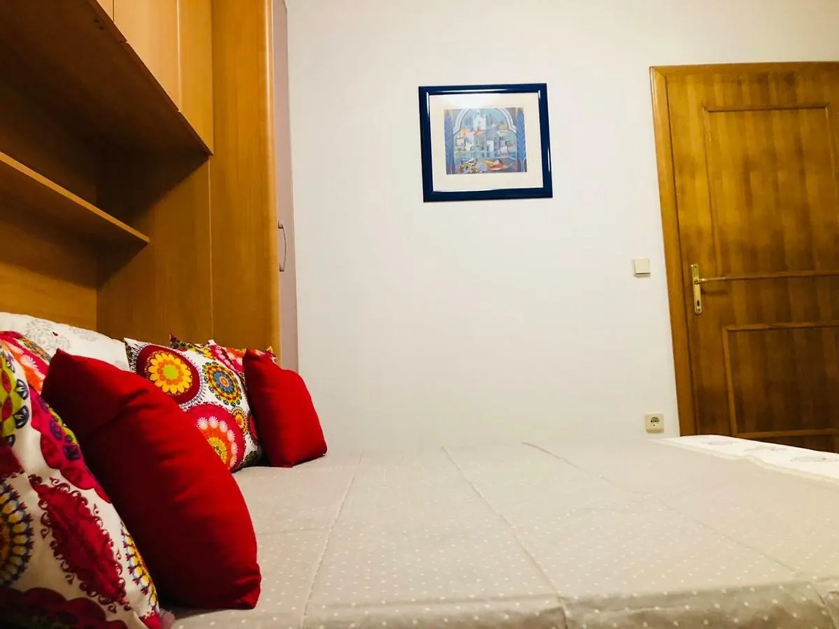 Apartments L&L&L Ртина